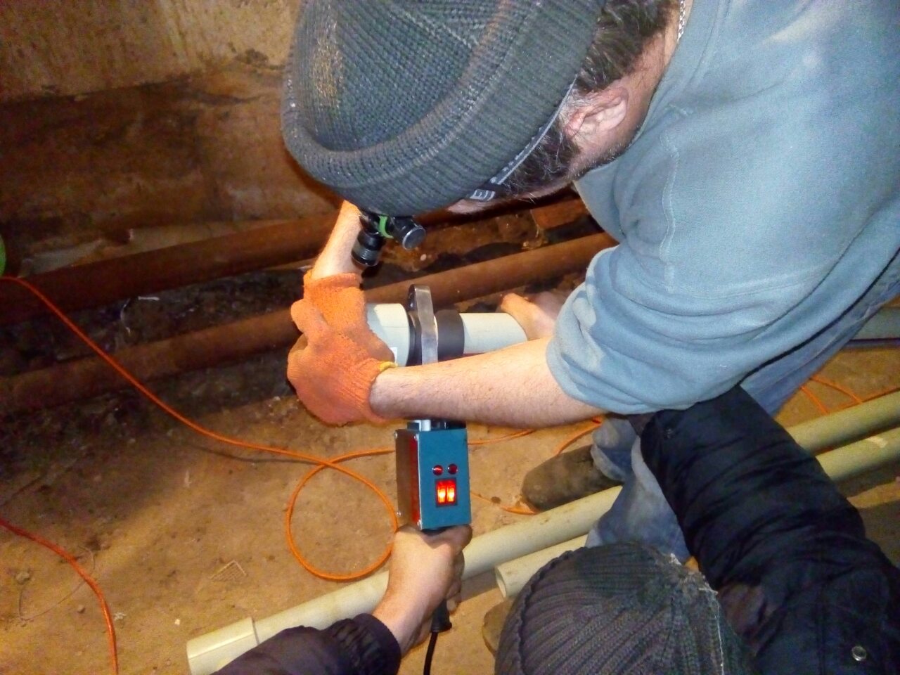 Так відбувається заміна трубопроводу