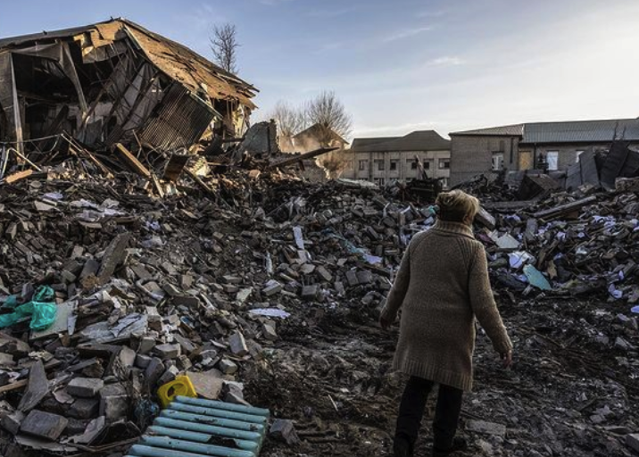 Что осталось от больницы после ракетного удара -