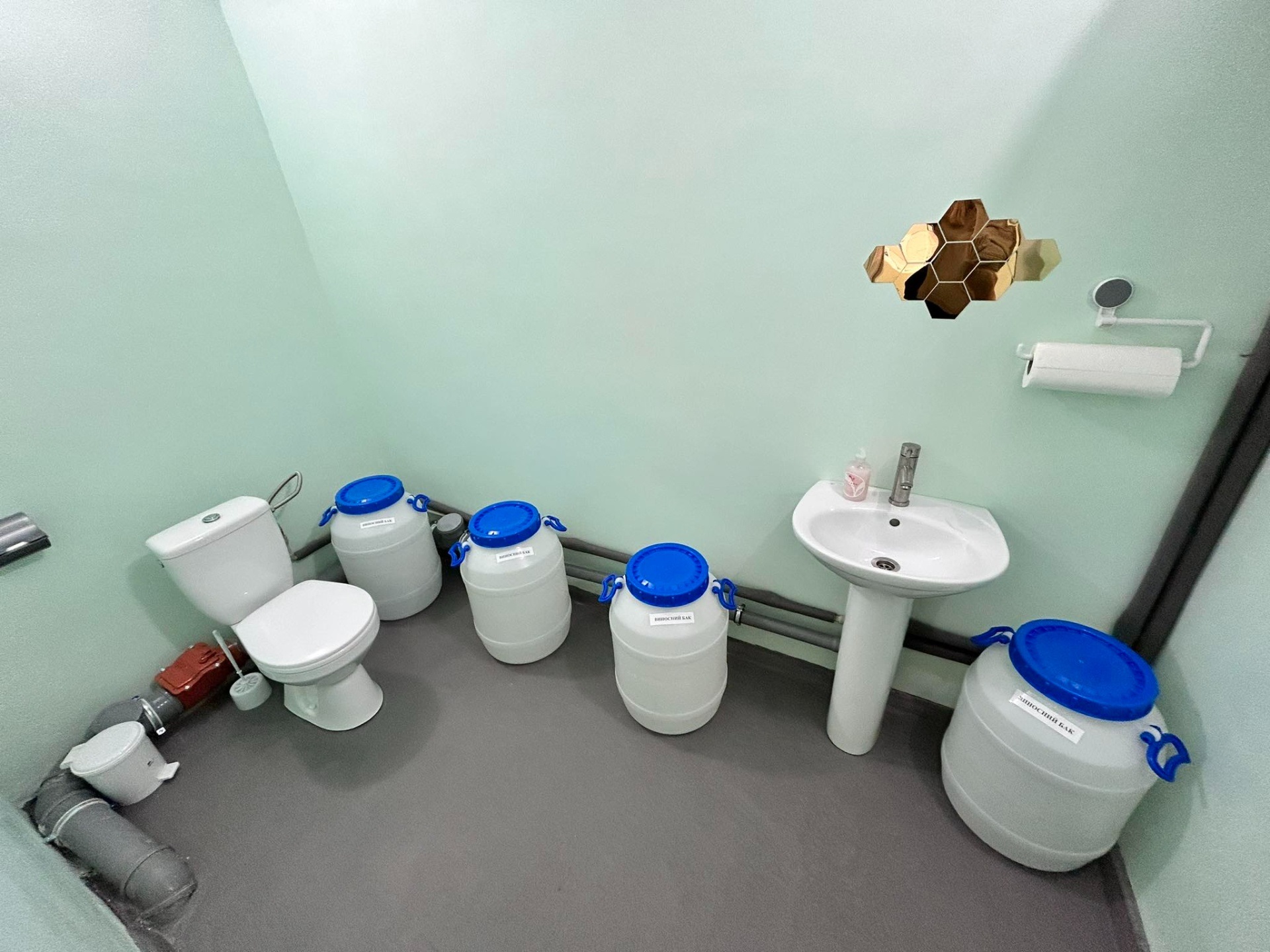 У центрі Запоріжжя зробили гарне укриття у школі: скільки грошей на це пішло