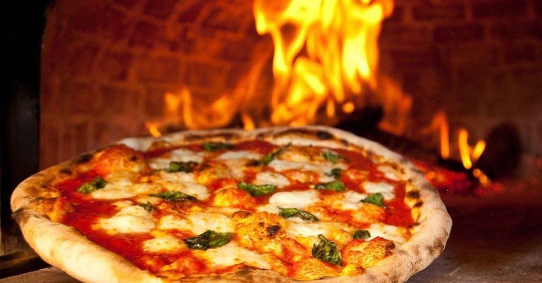 Пицца в Pizza на дровах / фото со страницы заведения в Instagram