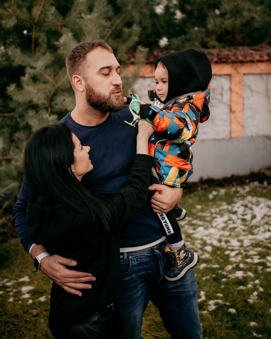 Семья теперь проводит карантин в частном доме в Запорожье / фото со странички в Инстаграм