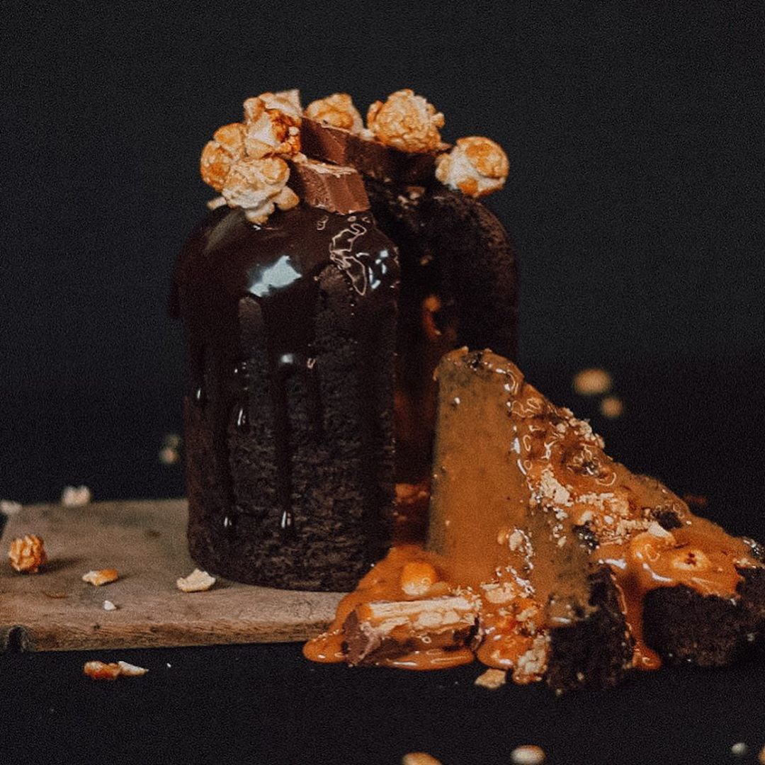 Вот такие паски готовит кондитер из Запорожья / фото: @elena_panaseyko