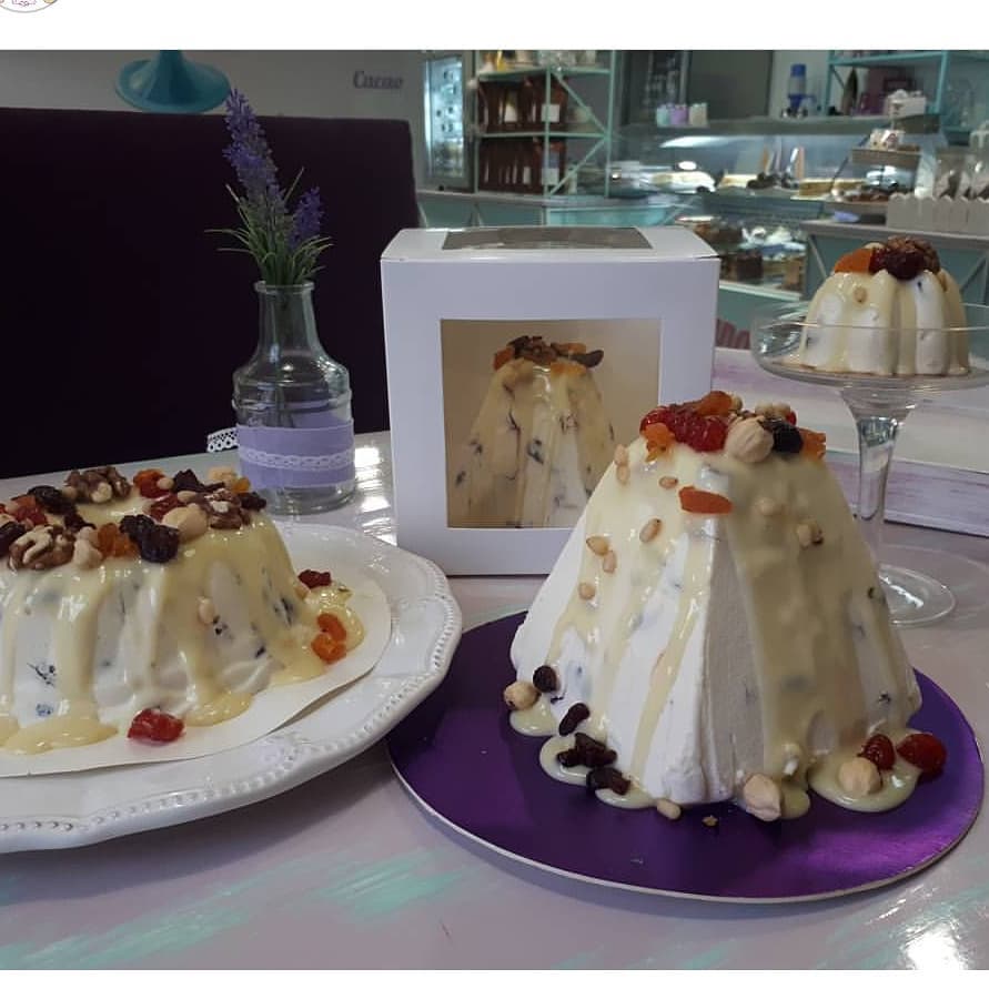 Эти паски могут быть разной формы / фото: @sladkaya_fantaziya_zpua