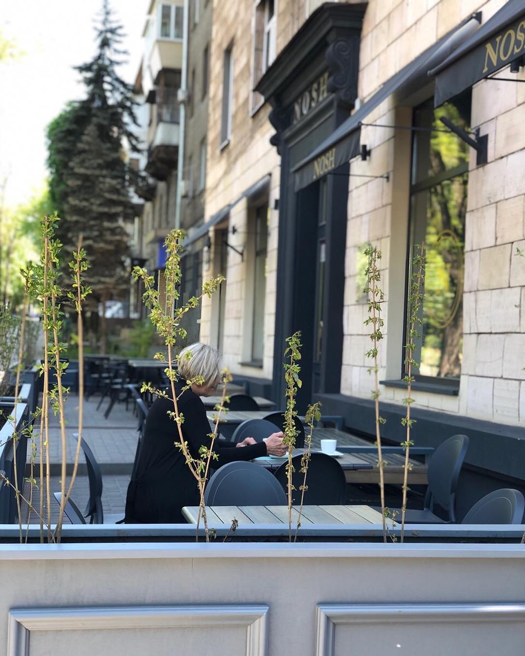 NOSH в Запорожье открыл летнюю площадку / фото со странички заведения в Инстаграм