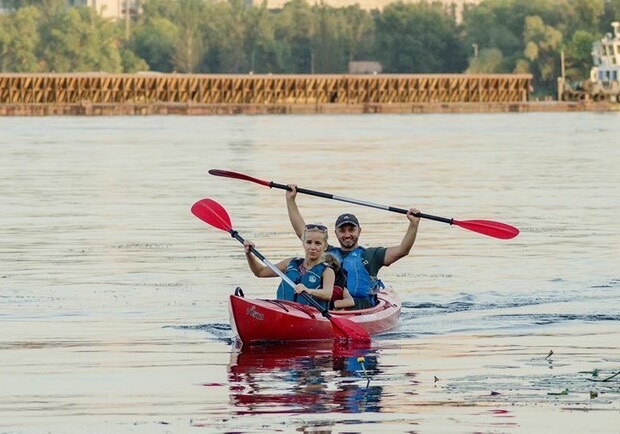 Вечернее рандеву на каяках / фото: Каяк Каное Центр Запорiжжя‎