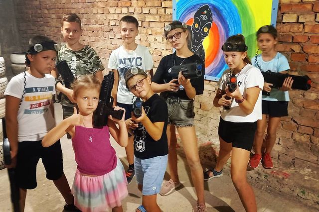 Лазерные войны в Запорожье / фото: @lazernyevoiny