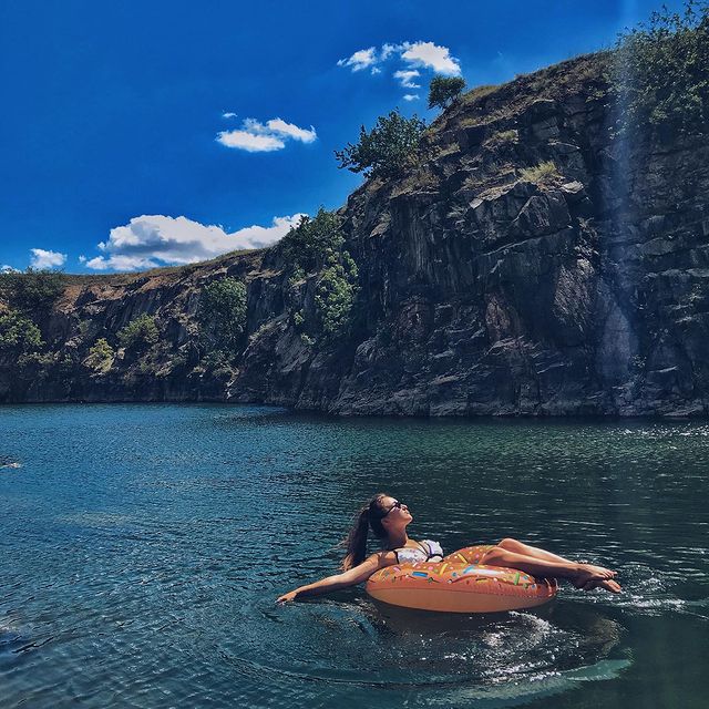 Как плавать в Елисеевском карьере / фото: @elizaveta.varieva16