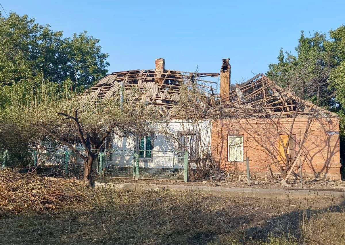 Зруйновані дахи &ndash;