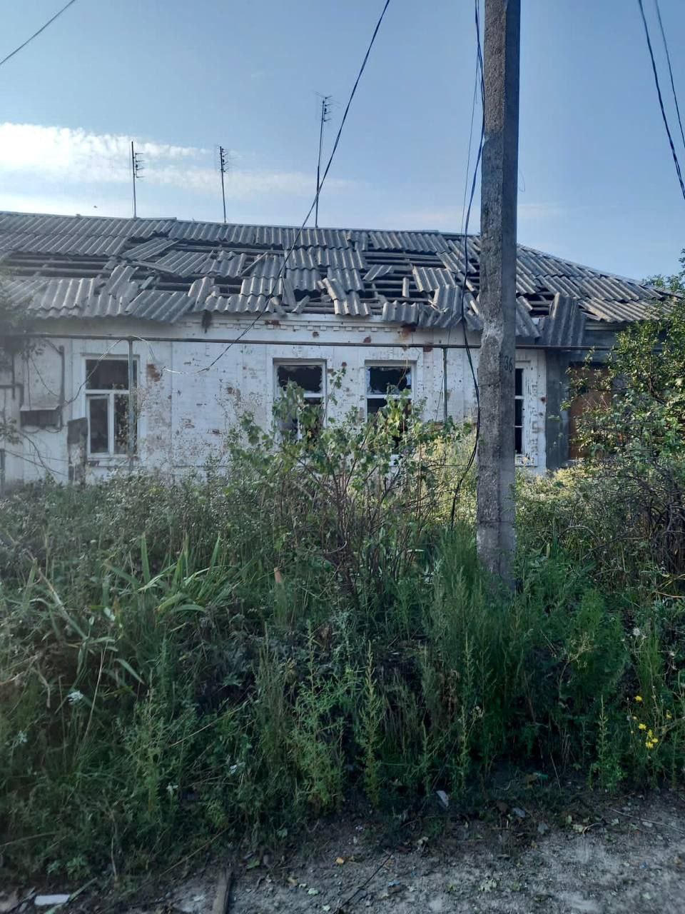 Вдома зруйновано -