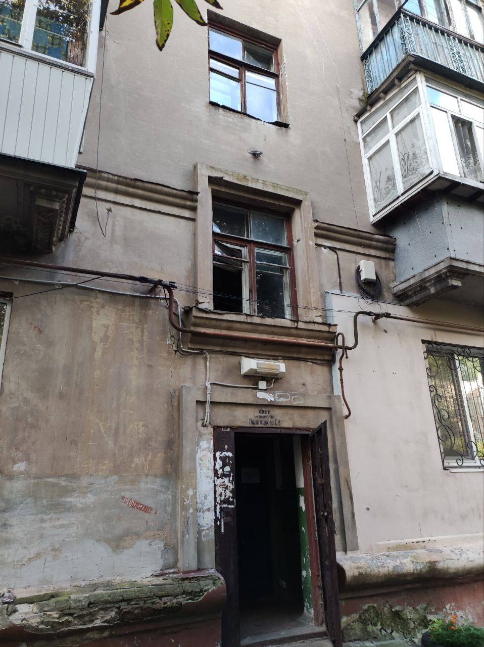 Наслідки ранкового ракетного удару по Запоріжжю -