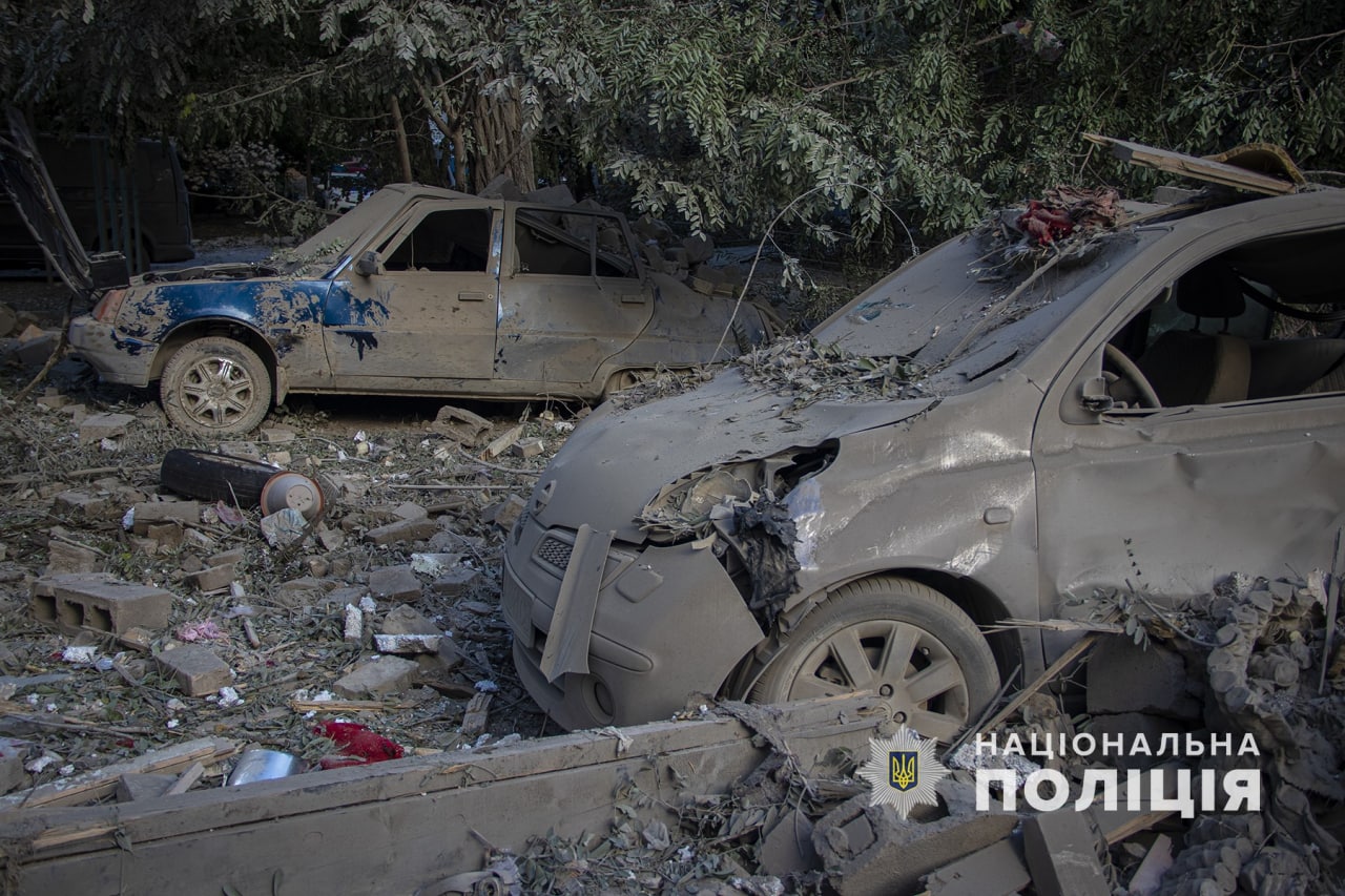 Наслідки ударів по Запоріжжю -