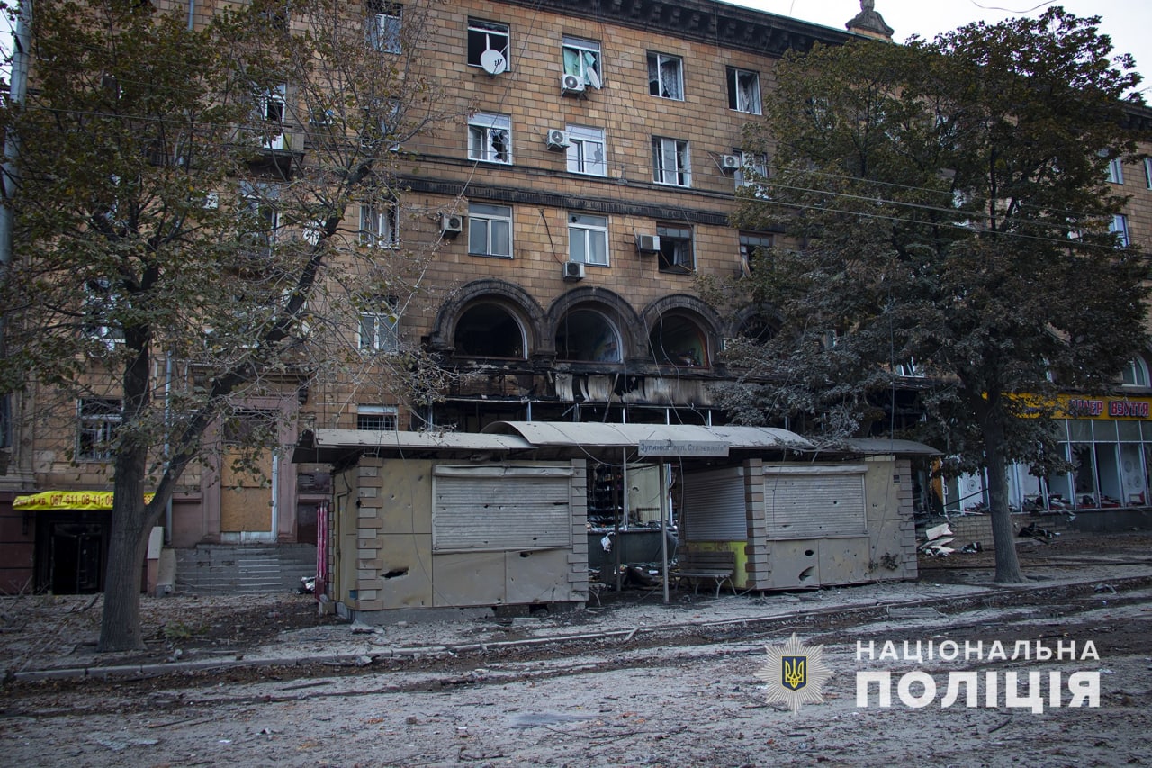 Наслідки ударів по Запоріжжю -