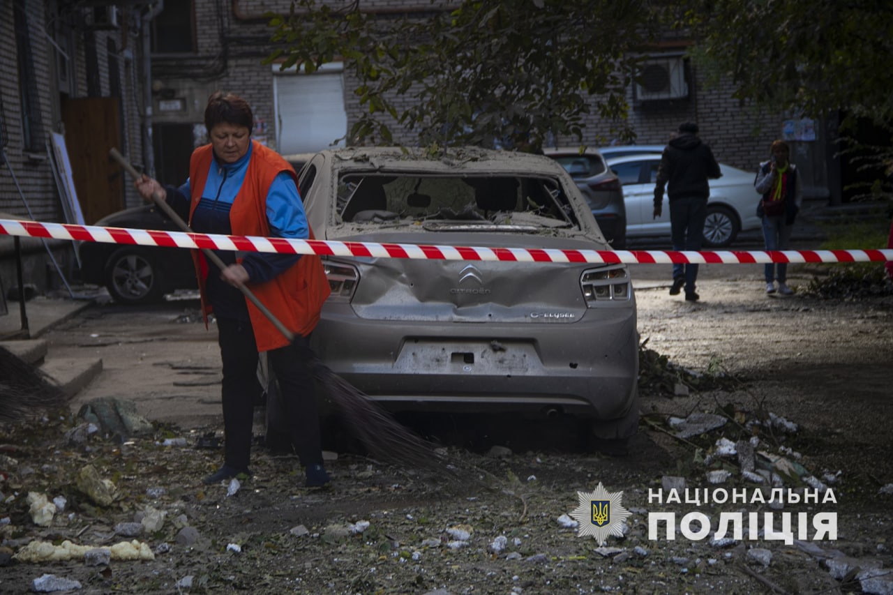Наслідки ударів по Запоріжжю -