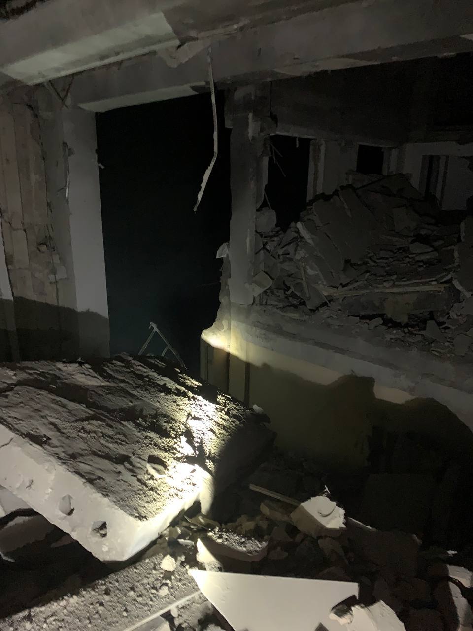 Ночью Запорожье атаковали дронами, а село – ракетами С-300 - || фото: t.me/starukhofficial