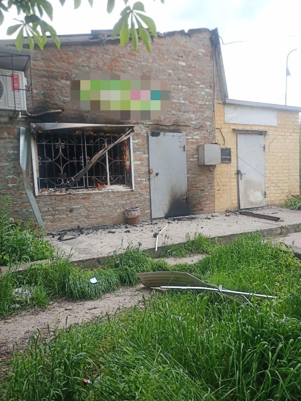 Окупанти атакують село у Запорізькому районі: постраждала жінка -