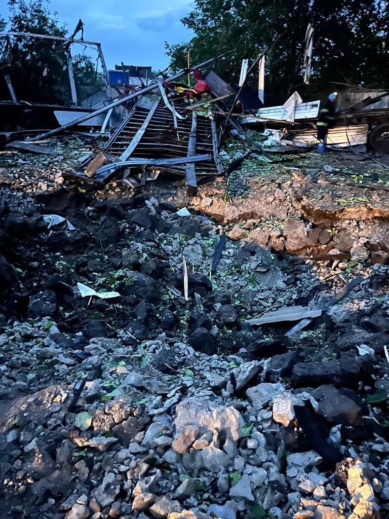 Последствия вражеских обстрелов -