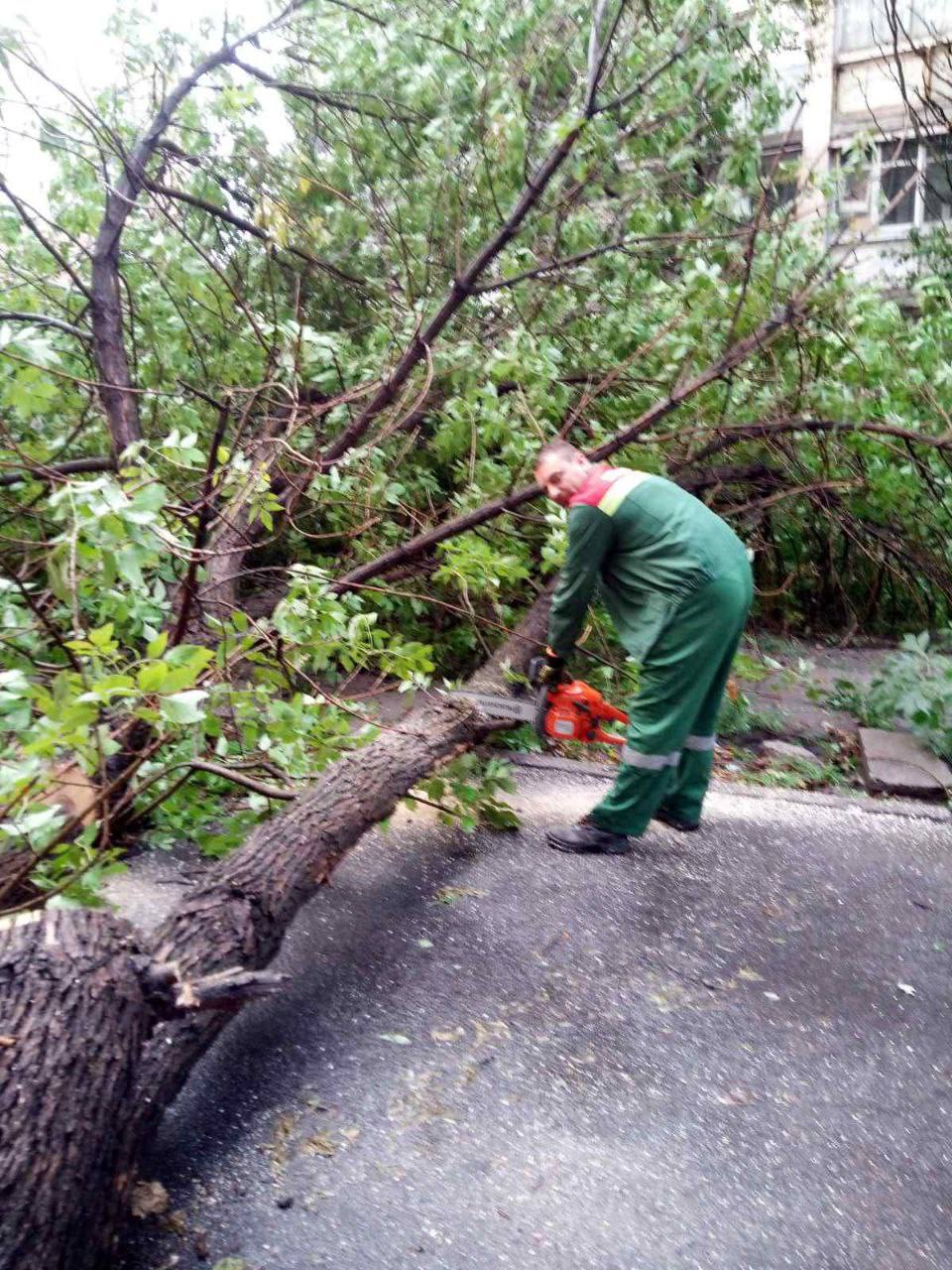Наслідки негоди у Запоріжжі -