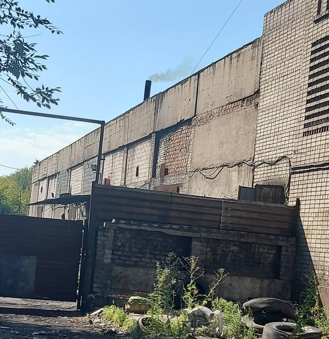 Знайшли два підприємства, через які жахливо смердить у Запоріжжі -