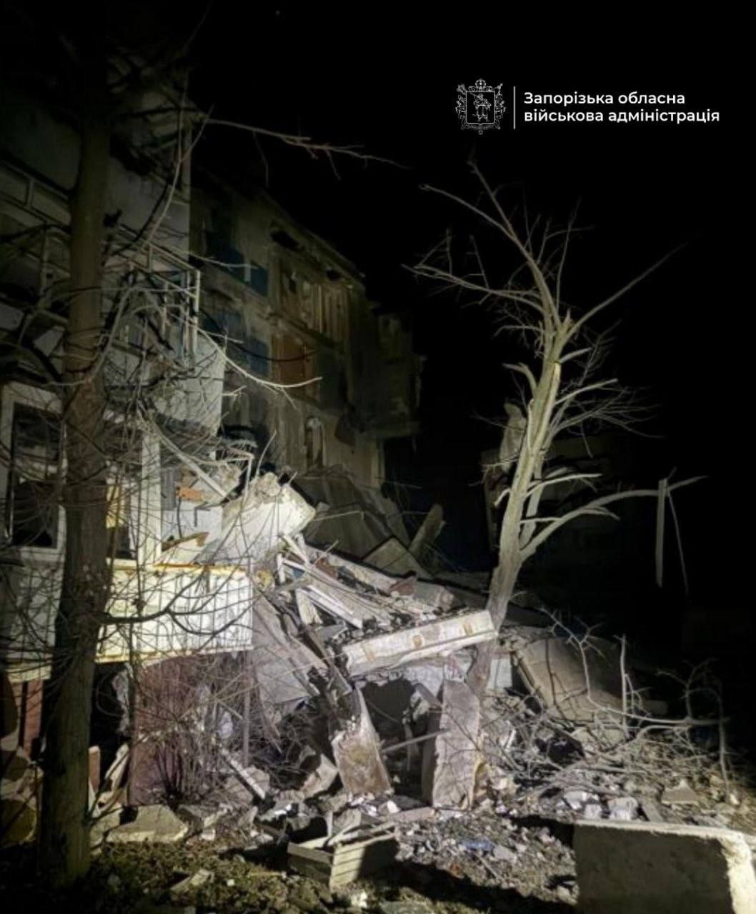 Россияне ударили КАБами по Запорожской области.