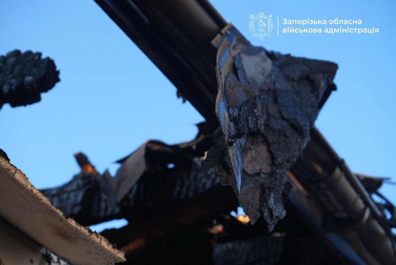 В Запорожье в результате атаки БПЛА повреждены три дома.