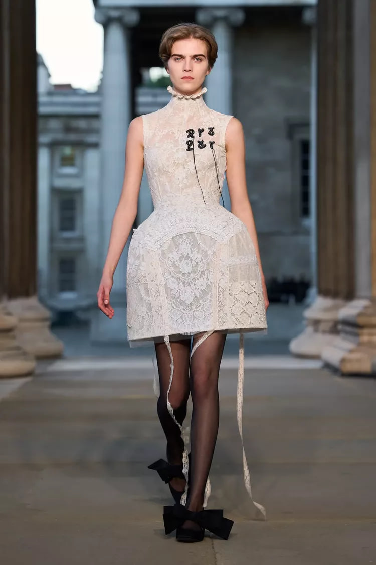 Викторианские мотивы в современных коллекциях.