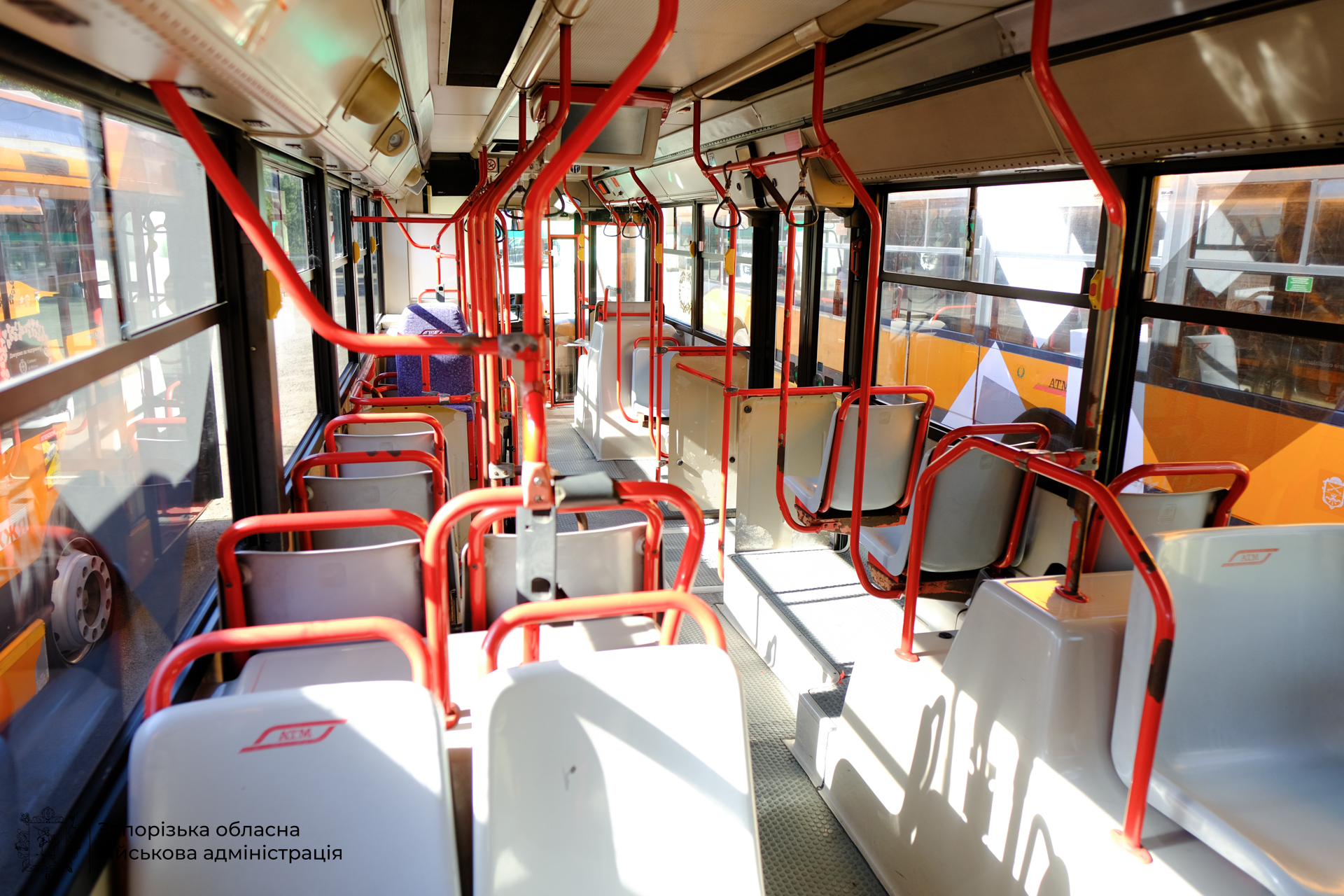 У Запоріжжі на маршрути вийдуть ще шість європейських автобусів із Мілану.