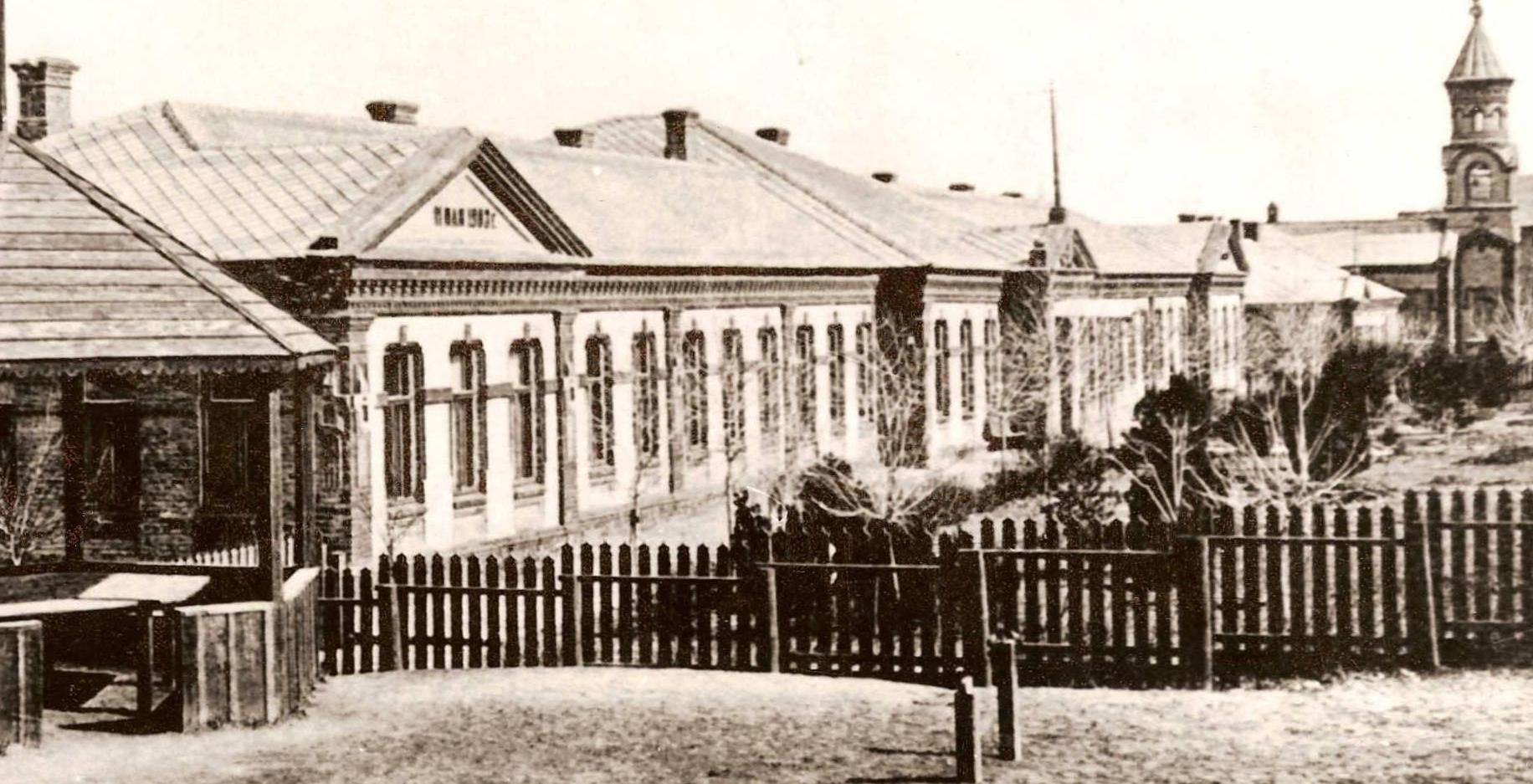 Вот так выглядело училище для глухонемых. Фото: fb zaporizhzhiacity 