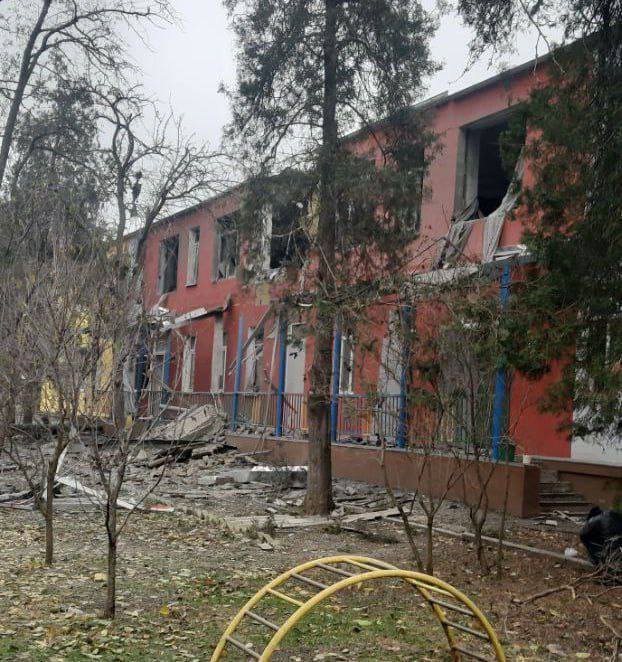 ЗСУ вдарили HIMARS по розташуванню окупантів у захопленому Токмаку.