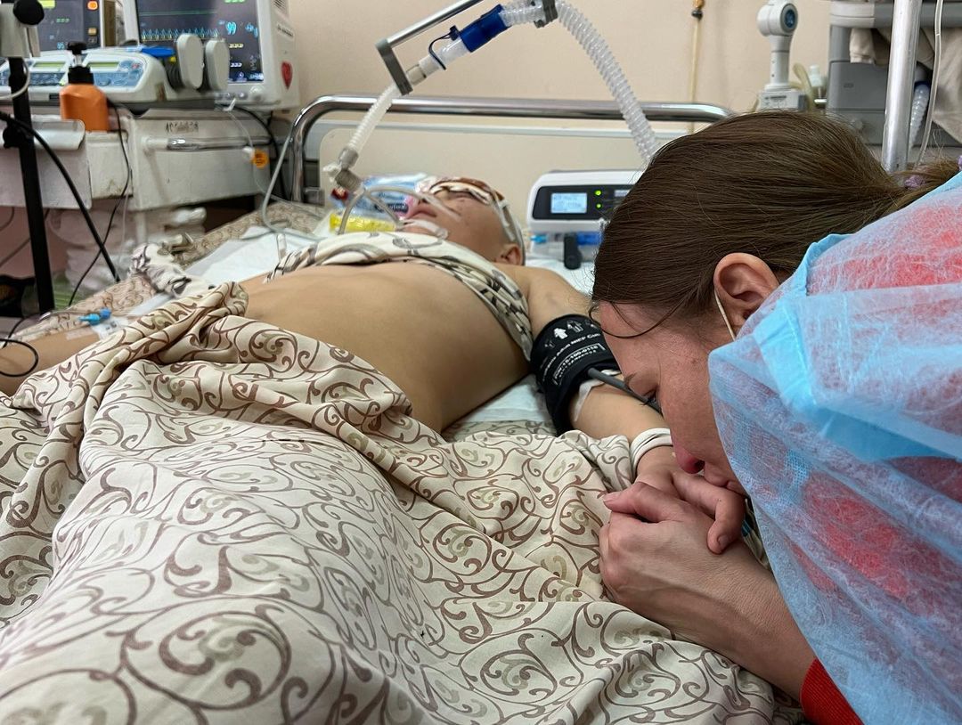 Никита перенес операцию и был в искусственной коме. || Фото: instagram.com/zlata_nekrasova111