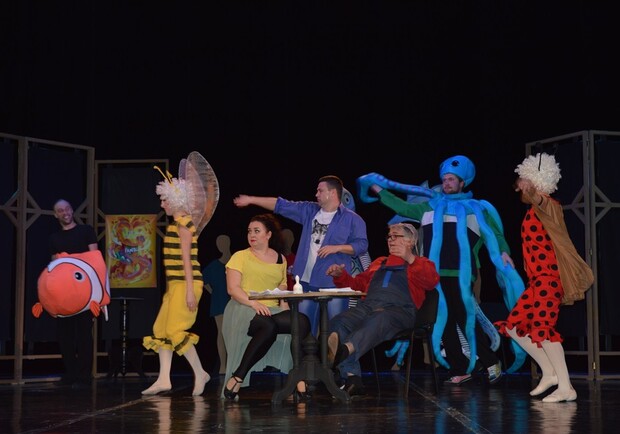 Чай з м'ятою чи лимоном.