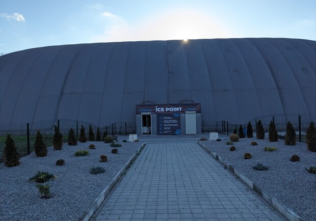 Новая ледовая арена ICE POINT. || Фото: instagram.com/ice_point.zp