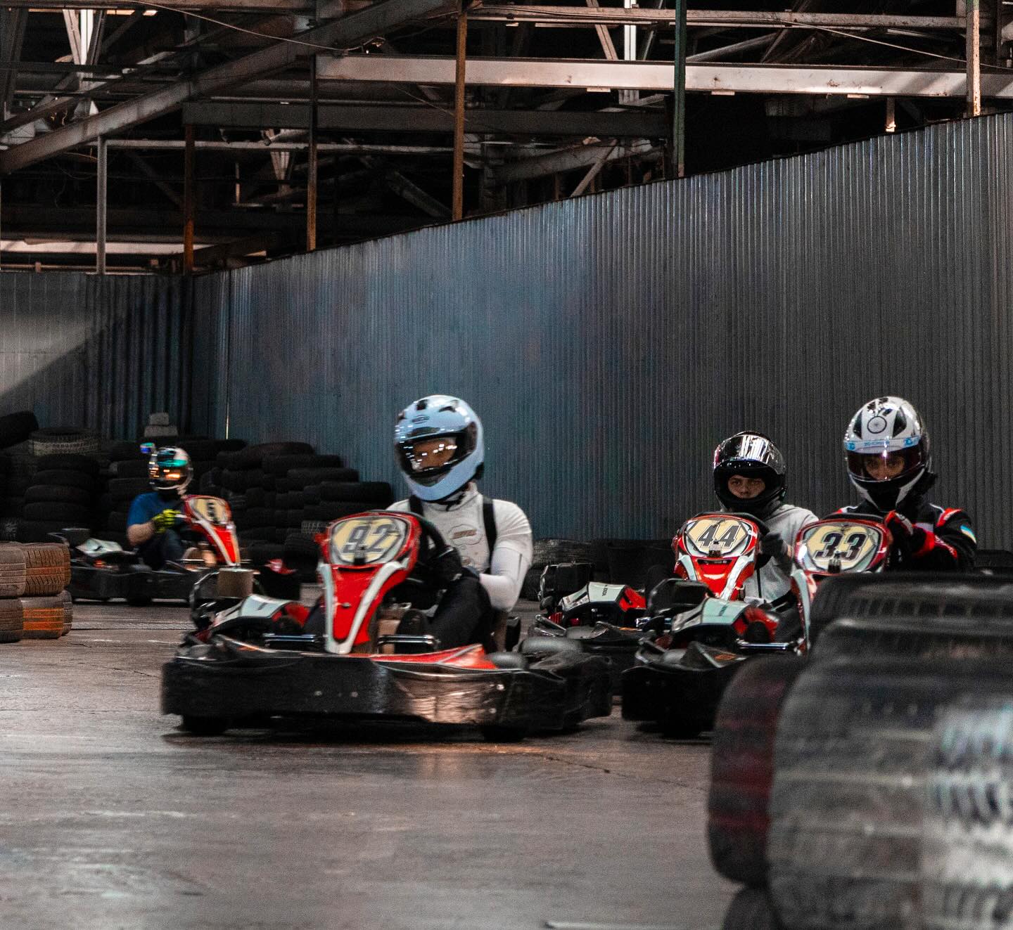 Гонки на трасі картодрому - "Monaco".