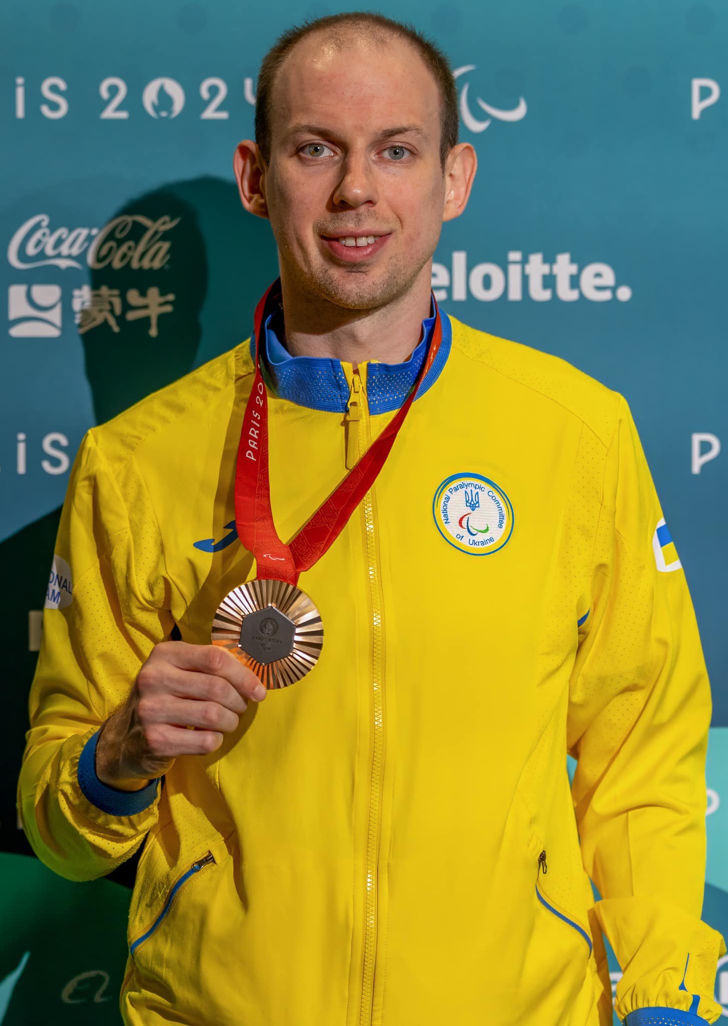 Максим Ніколенко.