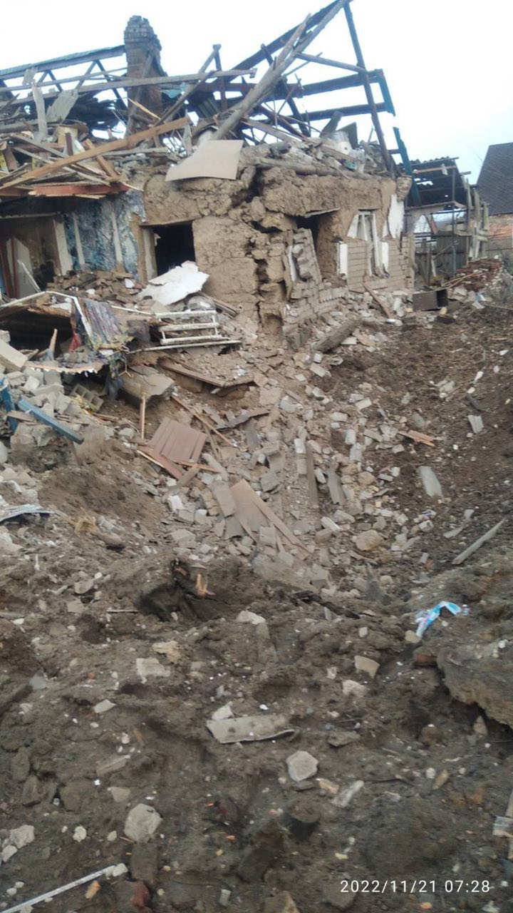 Окупанти завдали ударів ракетами С-300 по двох селах Запорізького району.