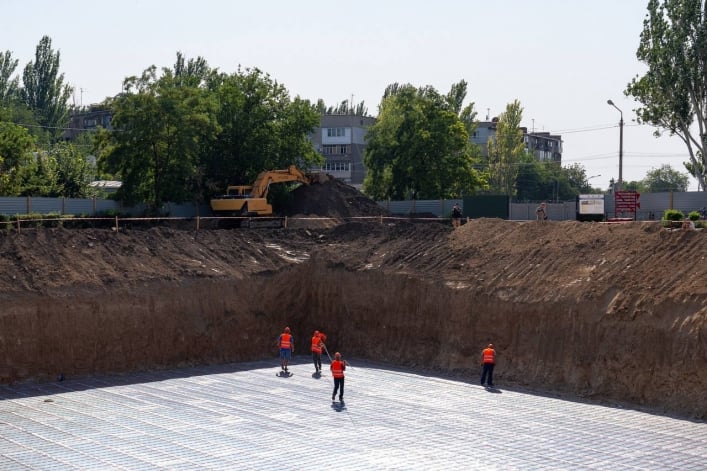 Как в Запорожье, строят первую подземную школу за 112 миллионов гривен.