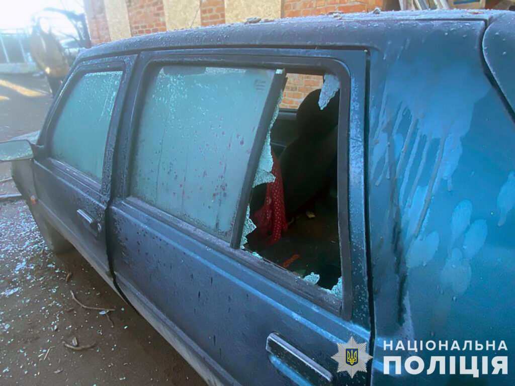 Полиция показала последствия обстрела Запорожской области.