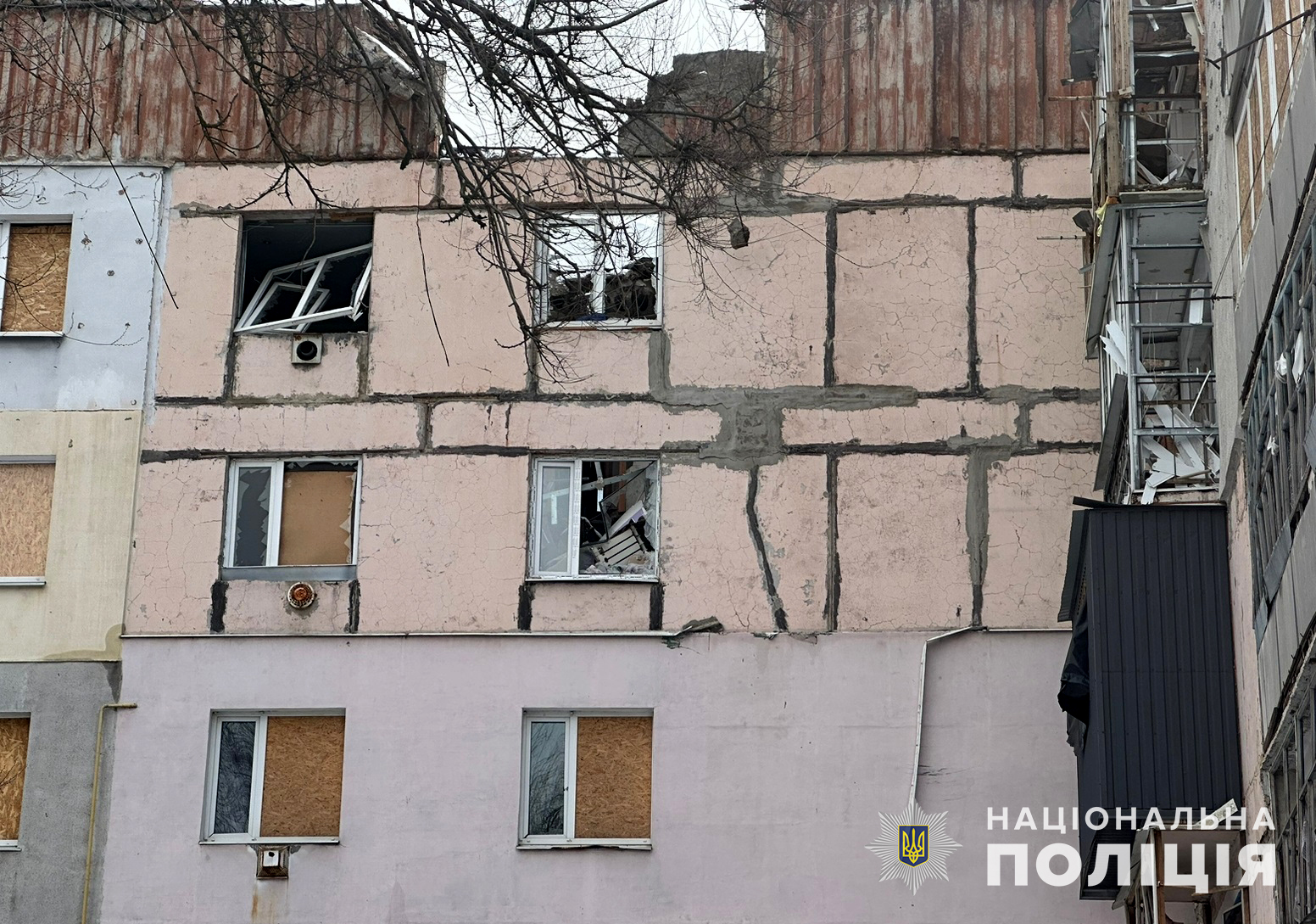 Полиция показала последствия обстрела Запорожской области.