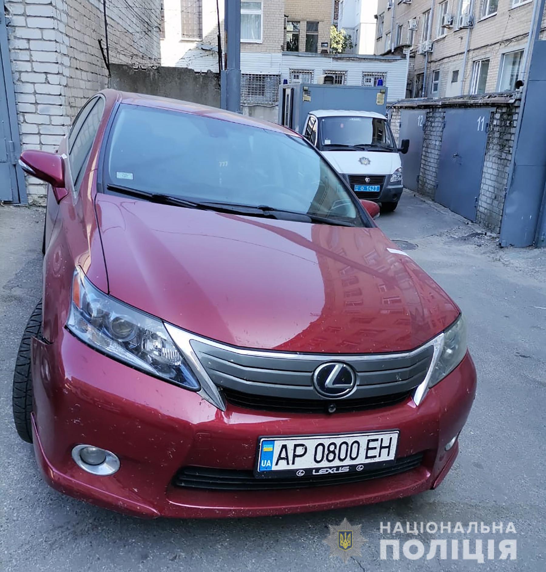 Автомобиль мужчины, которого подозревают в убийстве. Фото: ГУН