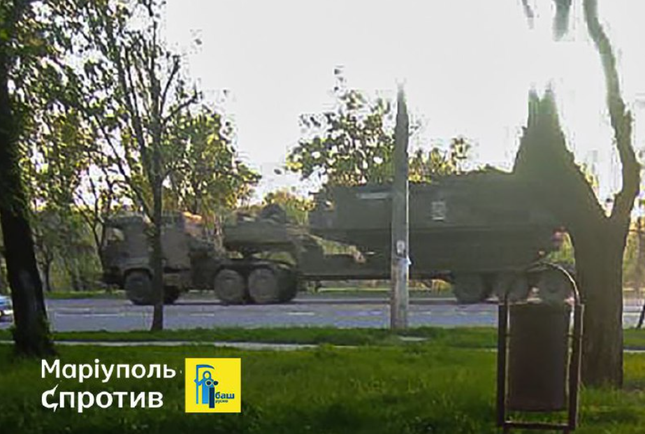 РФ перекидає військову техніку на Запорізький напрямок через Маріуполь.