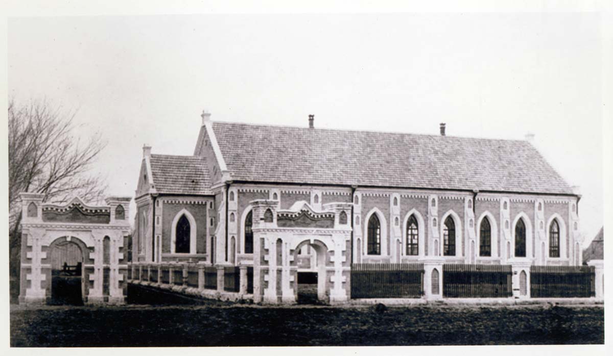 В селе Озерки в 1871 году построили самую красивую церковь в Российской империи.