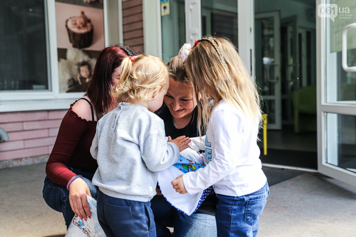 Женщина потеряла на войне мужа и маму.