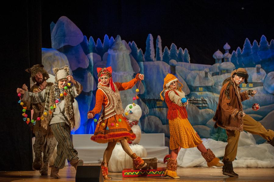 "Лісова казка". Фото: teatrmolodi.zp.ua