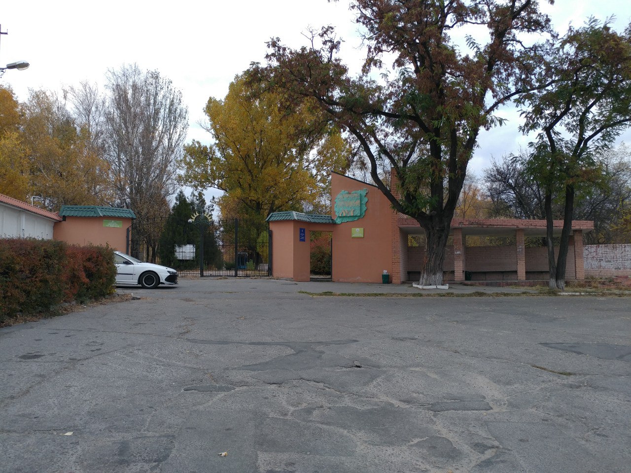 Скоро от санатория "Великий Луг" ничего не останется.