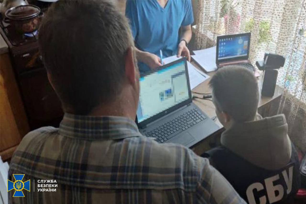 В Запорожье СБУ разоблачила военного пенсионера, агитировавшего за российскую оккупацию.