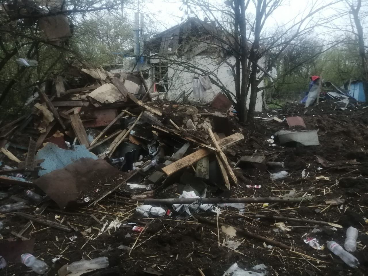 Постраждали приватні будинки: ворог завдав авіаудар по Запорізькій області. || Фото: t.me/zoda_gov_ua