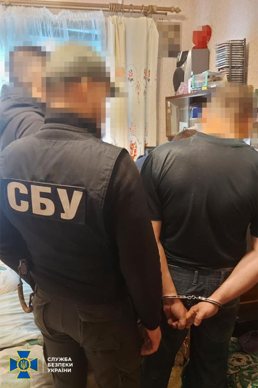 Хотел присоединиться к ПВК "Вагнер": в Запорожье задержали бывшего милиционера. || Фото: shutterstock.com