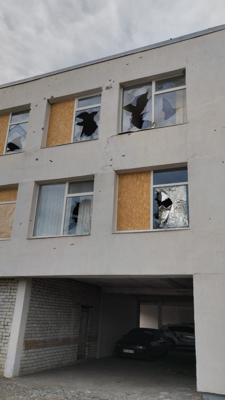 За сутки оккупанты обстреляли 20 населенных пунктов Запорожской области.