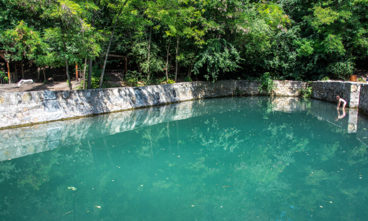 Где в Запорожье можно жарить шашлыки.