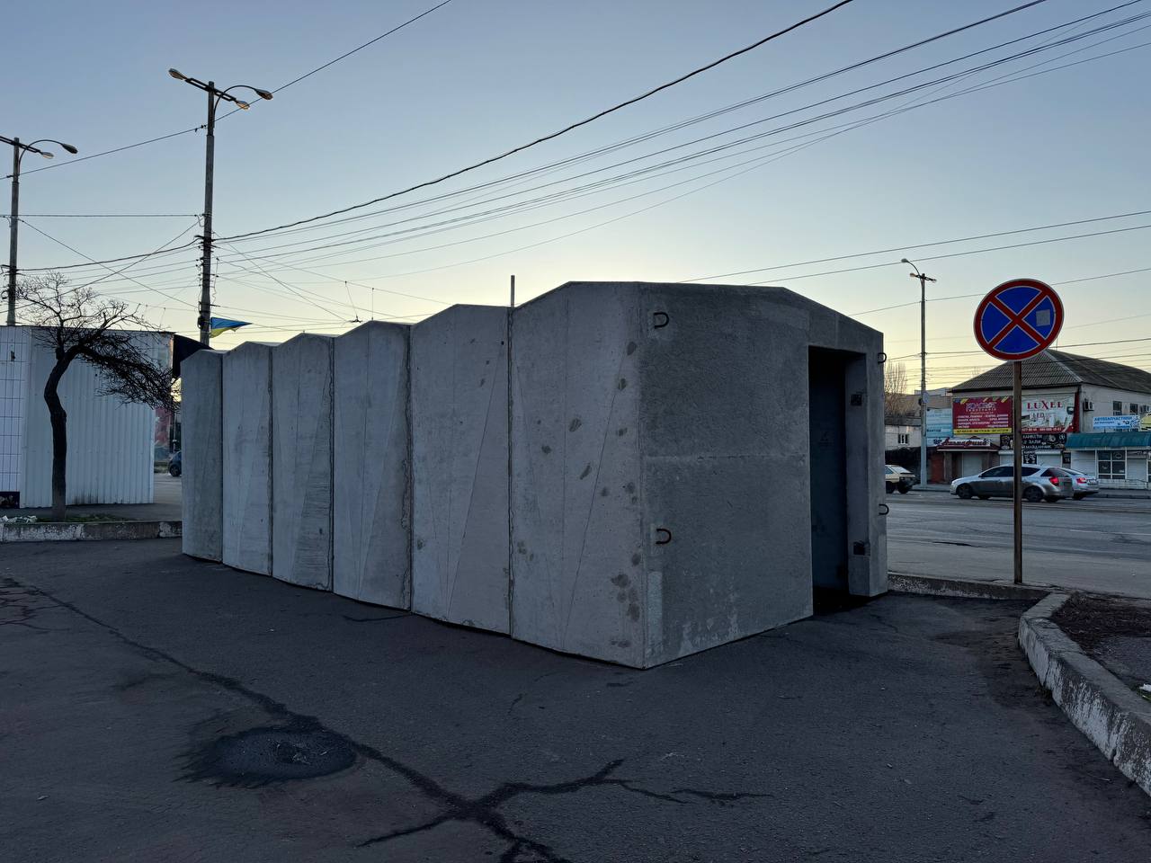 Дороже двушки в центре: почему укрытия на остановках в Запорожье стоят по цене квартиры.