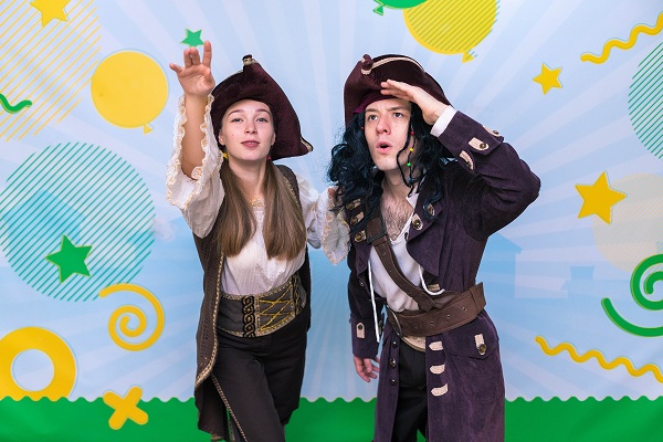 Інтерактивна ігрова програма для дітей "Веселі пірати".